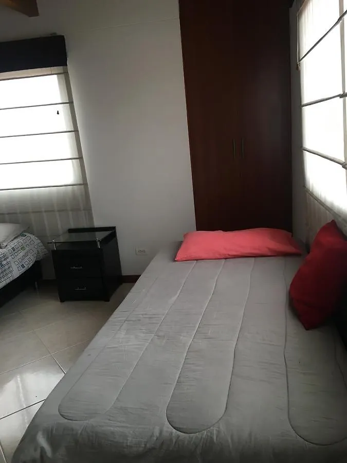 Apartaestudio La Floresta Aparthotel Medellín