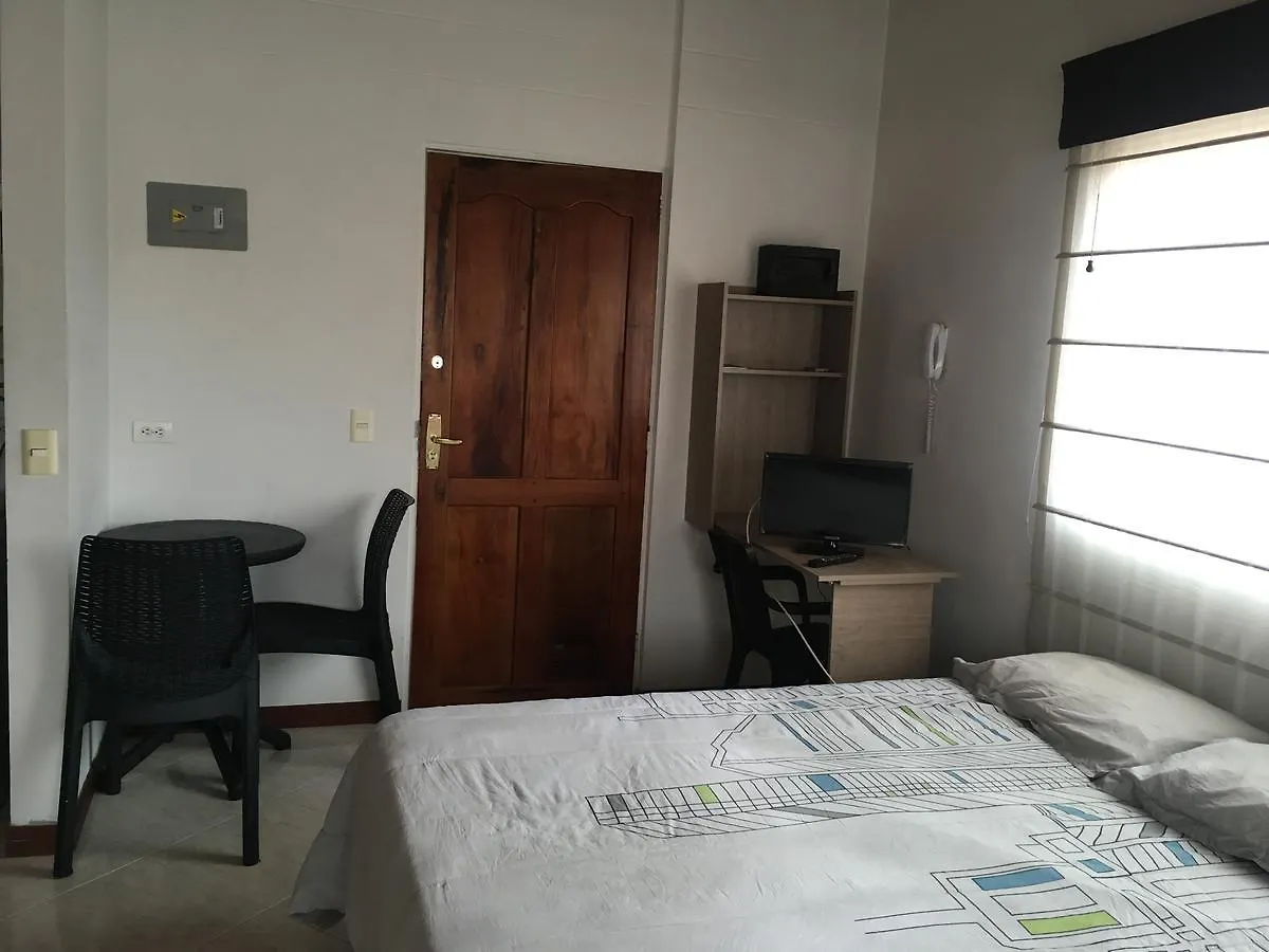 Apartaestudio La Floresta Aparthotel Medellín