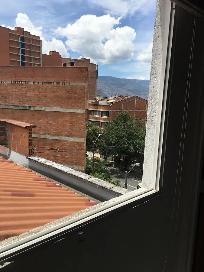 Apartaestudio La Floresta Aparthotel Medellín